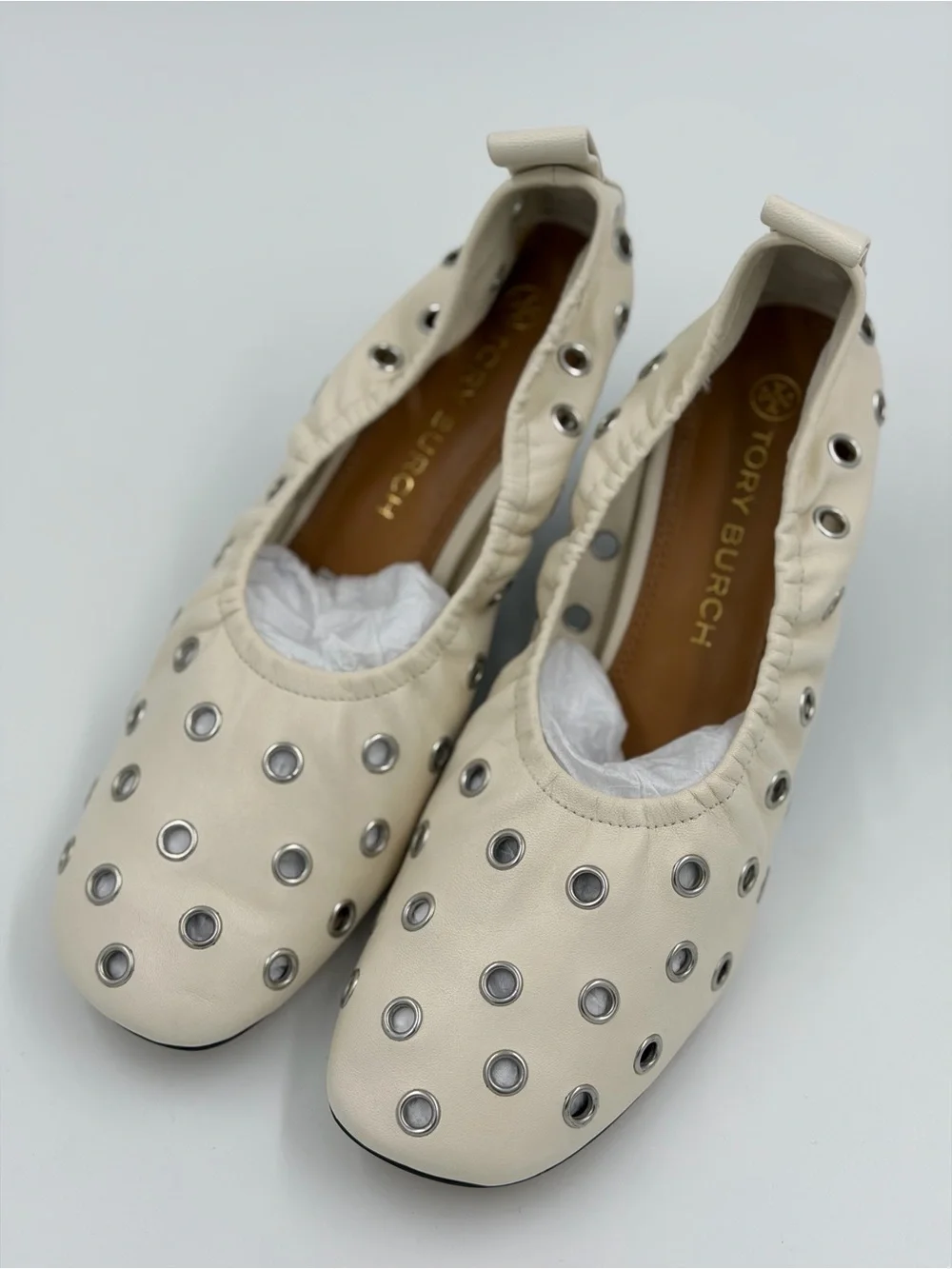 Tory Burch Eyelet Wedge – New Ivory – Size 8 – Worn once